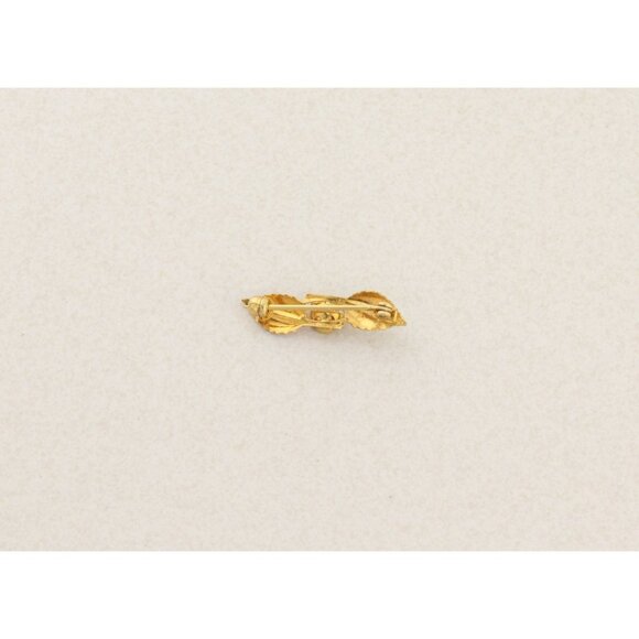 Pin 10k Black Hills Gold Flower and Leaf Design Pin Brooch 1/4" x 1 1/8" - Picture 10 of 10